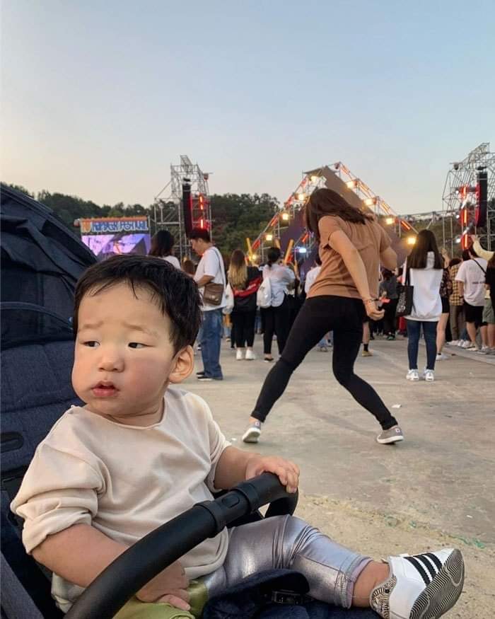 FB_IMG_1620522186453.jpg 인싸 유부녀